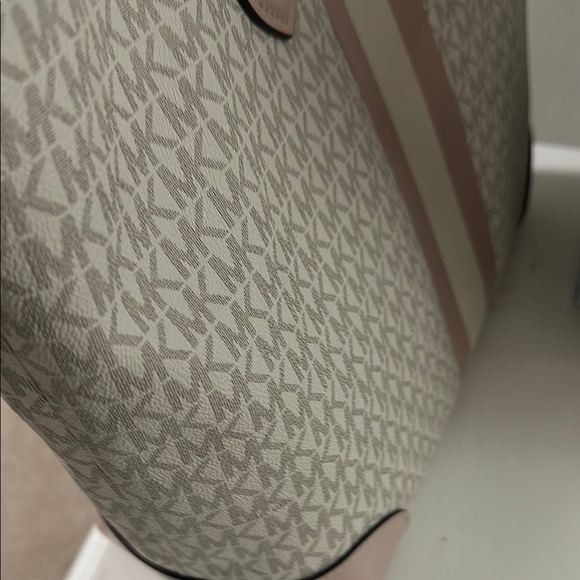 Michael Kors Cream and Pink Monogram Tote - Picture 8 of 13
